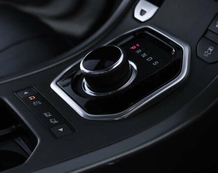 Білий Ленд Ровер Рендж Ровер Евок, об'ємом двигуна 2 л та пробігом 89 тис. км за 25700 $, фото 17 на Automoto.ua