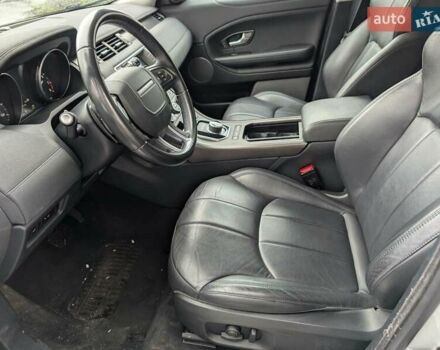 Білий Ленд Ровер Рендж Ровер Евок, об'ємом двигуна 2 л та пробігом 76 тис. км за 31000 $, фото 6 на Automoto.ua