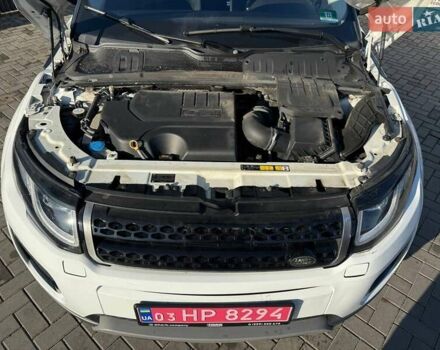 Белый Ленд Ровер Рендж Ровер Эвок, объемом двигателя 2 л и пробегом 177 тыс. км за 16400 $, фото 6 на Automoto.ua