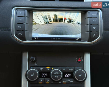 Білий Ленд Ровер Рендж Ровер Евок, об'ємом двигуна 2 л та пробігом 74 тис. км за 24500 $, фото 25 на Automoto.ua