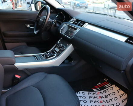 Білий Ленд Ровер Рендж Ровер Евок, об'ємом двигуна 2 л та пробігом 40 тис. км за 28900 $, фото 43 на Automoto.ua