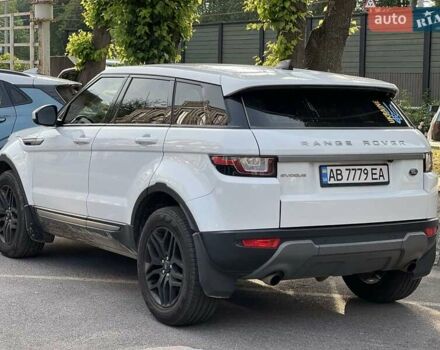 Белый Ленд Ровер Рендж Ровер Эвок, объемом двигателя 2 л и пробегом 66 тыс. км за 29800 $, фото 3 на Automoto.ua