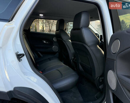 Білий Ленд Ровер Рендж Ровер Евок, об'ємом двигуна 2 л та пробігом 74 тис. км за 24500 $, фото 31 на Automoto.ua