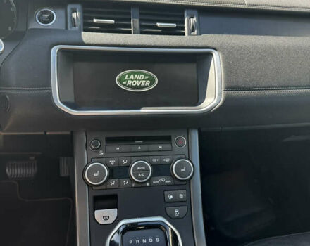 Белый Ленд Ровер Рендж Ровер Эвок, объемом двигателя 2 л и пробегом 200 тыс. км за 17000 $, фото 10 на Automoto.ua