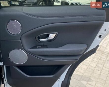 Білий Ленд Ровер Рендж Ровер Евок, об'ємом двигуна 2 л та пробігом 69 тис. км за 23800 $, фото 27 на Automoto.ua