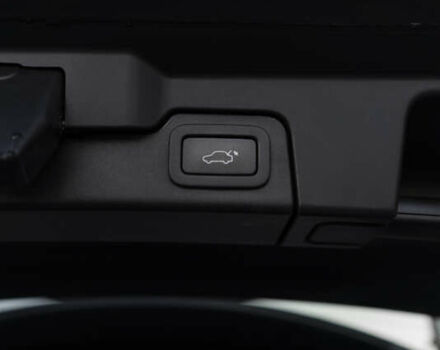 Білий Ленд Ровер Рендж Ровер Евок, об'ємом двигуна 2 л та пробігом 89 тис. км за 25700 $, фото 32 на Automoto.ua