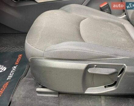 Білий Ленд Ровер Рендж Ровер Евок, об'ємом двигуна 2 л та пробігом 69 тис. км за 23800 $, фото 15 на Automoto.ua