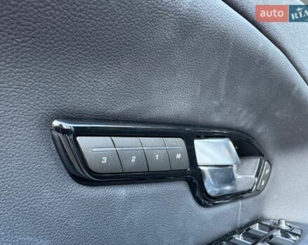 Білий Ленд Ровер Рендж Ровер Евок, об'ємом двигуна 2 л та пробігом 104 тис. км за 18900 $, фото 4 на Automoto.ua