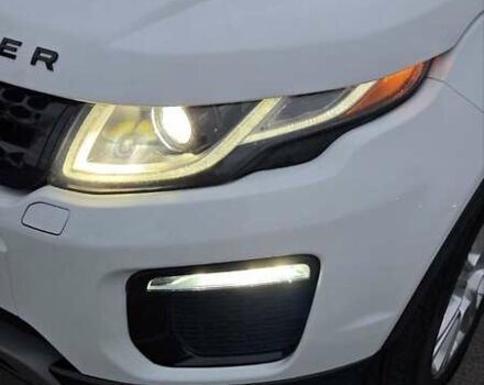 Білий Ленд Ровер Рендж Ровер Евок, об'ємом двигуна 2 л та пробігом 85 тис. км за 23600 $, фото 7 на Automoto.ua