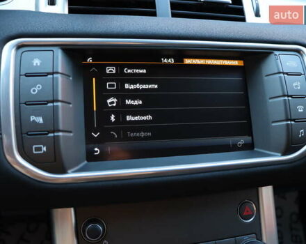 Білий Ленд Ровер Рендж Ровер Евок, об'ємом двигуна 2 л та пробігом 40 тис. км за 28900 $, фото 30 на Automoto.ua