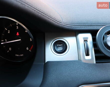 Білий Ленд Ровер Рендж Ровер Евок, об'ємом двигуна 2 л та пробігом 40 тис. км за 28900 $, фото 25 на Automoto.ua