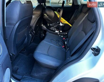 Белый Ленд Ровер Рендж Ровер Эвок, объемом двигателя 2 л и пробегом 140 тыс. км за 23500 $, фото 13 на Automoto.ua