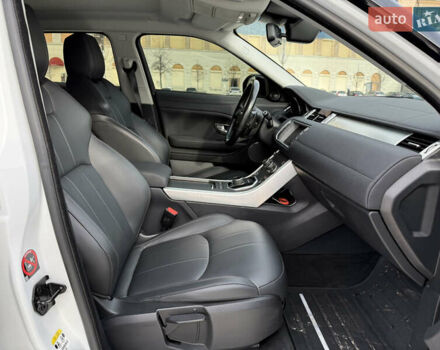 Белый Ленд Ровер Рендж Ровер Эвок, объемом двигателя 2 л и пробегом 75 тыс. км за 23500 $, фото 22 на Automoto.ua