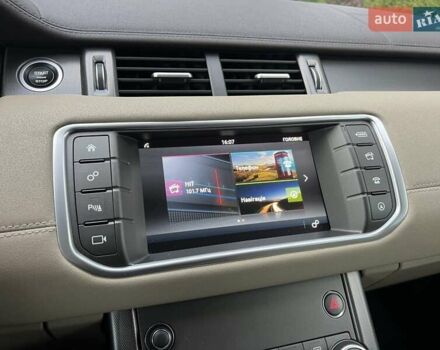 Білий Ленд Ровер Рендж Ровер Евок, об'ємом двигуна 2 л та пробігом 56 тис. км за 26400 $, фото 20 на Automoto.ua