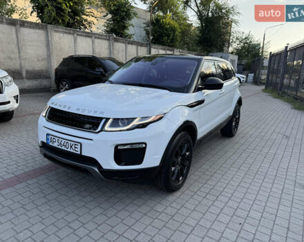 Білий Ленд Ровер Рендж Ровер Евок, об'ємом двигуна 2 л та пробігом 100 тис. км за 20000 $, фото 3 на Automoto.ua