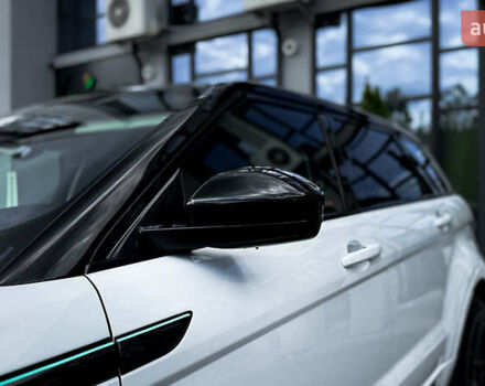 Белый Ленд Ровер Рендж Ровер Эвок, объемом двигателя 2 л и пробегом 190 тыс. км за 29900 $, фото 17 на Automoto.ua