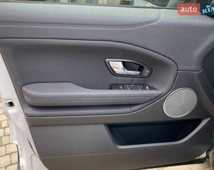 Білий Ленд Ровер Рендж Ровер Евок, об'ємом двигуна 2 л та пробігом 69 тис. км за 23800 $, фото 11 на Automoto.ua