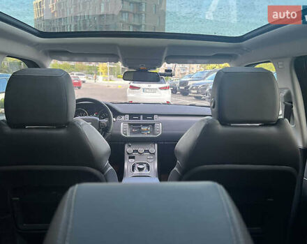 Белый Ленд Ровер Рендж Ровер Эвок, объемом двигателя 2 л и пробегом 79 тыс. км за 16000 $, фото 16 на Automoto.ua