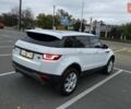 Білий Ленд Ровер Рендж Ровер Евок, об'ємом двигуна 2 л та пробігом 85 тис. км за 23600 $, фото 5 на Automoto.ua