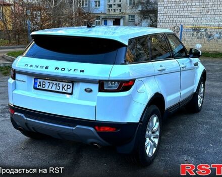 Белый Ленд Ровер Рендж Ровер Эвок, объемом двигателя 2 л и пробегом 140 тыс. км за 23500 $, фото 4 на Automoto.ua