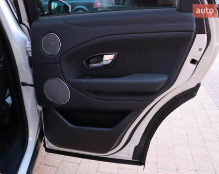 Білий Ленд Ровер Рендж Ровер Евок, об'ємом двигуна 2 л та пробігом 40 тис. км за 28900 $, фото 41 на Automoto.ua