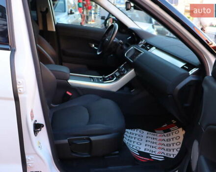 Білий Ленд Ровер Рендж Ровер Евок, об'ємом двигуна 2 л та пробігом 40 тис. км за 28900 $, фото 42 на Automoto.ua