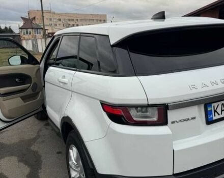 Белый Ленд Ровер Рендж Ровер Эвок, объемом двигателя 2.5 л и пробегом 90 тыс. км за 21500 $, фото 1 на Automoto.ua