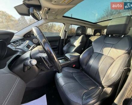 Белый Ленд Ровер Рендж Ровер Эвок, объемом двигателя 2 л и пробегом 177 тыс. км за 16400 $, фото 15 на Automoto.ua