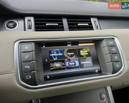 Білий Ленд Ровер Рендж Ровер Евок, об'ємом двигуна 2 л та пробігом 56 тис. км за 26400 $, фото 21 на Automoto.ua