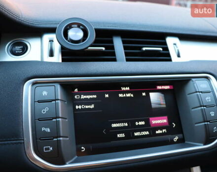 Білий Ленд Ровер Рендж Ровер Евок, об'ємом двигуна 2 л та пробігом 40 тис. км за 28900 $, фото 31 на Automoto.ua