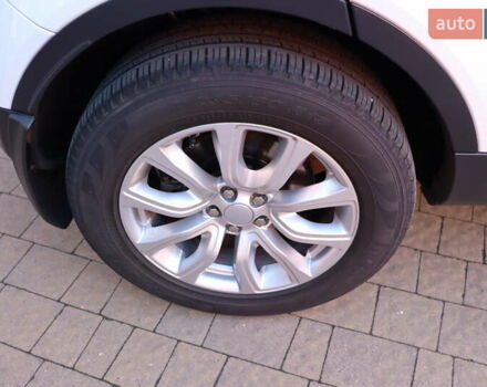 Білий Ленд Ровер Рендж Ровер Евок, об'ємом двигуна 2 л та пробігом 40 тис. км за 28900 $, фото 4 на Automoto.ua