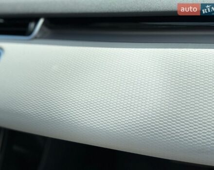 Білий Ленд Ровер Рендж Ровер Евок, об'ємом двигуна 2 л та пробігом 63 тис. км за 36000 $, фото 12 на Automoto.ua