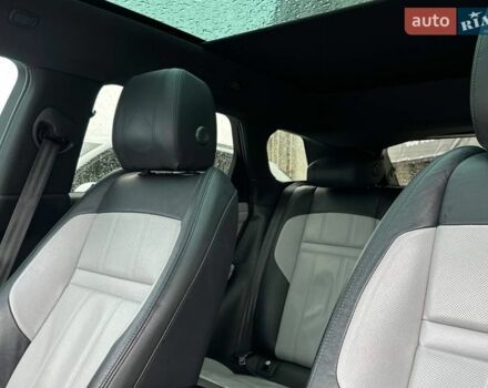 Белый Ленд Ровер Рендж Ровер Эвок, объемом двигателя 2 л и пробегом 150 тыс. км за 25000 $, фото 7 на Automoto.ua