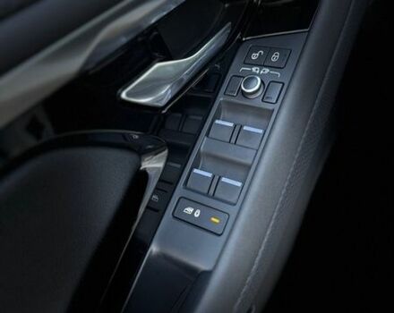 Белый Ленд Ровер Рендж Ровер Эвок, объемом двигателя 2 л и пробегом 99 тыс. км за 27999 $, фото 41 на Automoto.ua