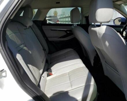 Белый Ленд Ровер Рендж Ровер Эвок, объемом двигателя 0 л и пробегом 116 тыс. км за 4400 $, фото 10 на Automoto.ua