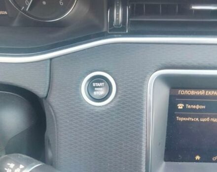 Білий Ленд Ровер Рендж Ровер Евок, об'ємом двигуна 2 л та пробігом 103 тис. км за 27600 $, фото 6 на Automoto.ua