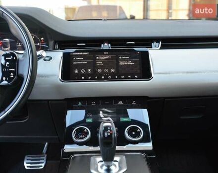 Белый Ленд Ровер Рендж Ровер Эвок, объемом двигателя 2 л и пробегом 115 тыс. км за 29000 $, фото 6 на Automoto.ua