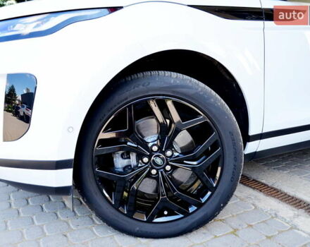 Белый Ленд Ровер Рендж Ровер Эвок, объемом двигателя 2 л и пробегом 53 тыс. км за 41500 $, фото 1 на Automoto.ua