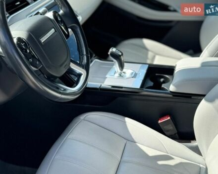 Білий Ленд Ровер Рендж Ровер Евок, об'ємом двигуна 2 л та пробігом 63 тис. км за 36000 $, фото 19 на Automoto.ua