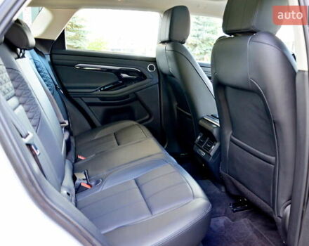 Белый Ленд Ровер Рендж Ровер Эвок, объемом двигателя 2 л и пробегом 53 тыс. км за 41500 $, фото 58 на Automoto.ua