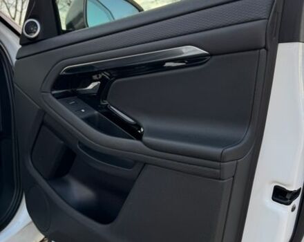 Белый Ленд Ровер Рендж Ровер Эвок, объемом двигателя 2 л и пробегом 99 тыс. км за 27999 $, фото 33 на Automoto.ua