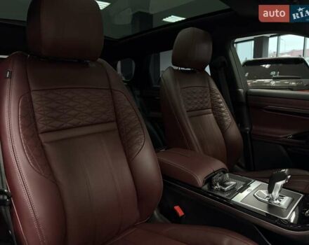Білий Ленд Ровер Рендж Ровер Евок, об'ємом двигуна 2 л та пробігом 82 тис. км за 39900 $, фото 56 на Automoto.ua