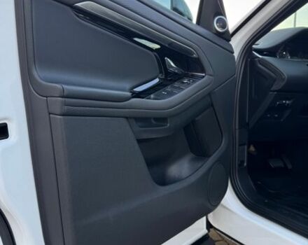 Белый Ленд Ровер Рендж Ровер Эвок, объемом двигателя 2 л и пробегом 99 тыс. км за 27999 $, фото 23 на Automoto.ua