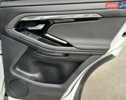 Білий Ленд Ровер Рендж Ровер Евок, об'ємом двигуна 2 л та пробігом 59 тис. км за 29900 $, фото 28 на Automoto.ua