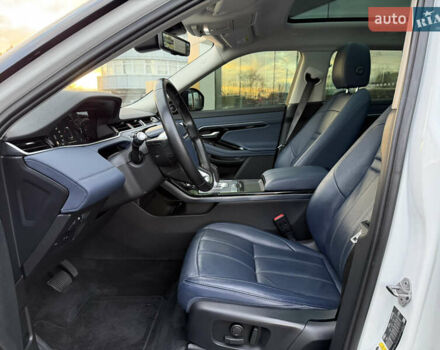 Белый Ленд Ровер Рендж Ровер Эвок, объемом двигателя 2 л и пробегом 63 тыс. км за 37500 $, фото 18 на Automoto.ua