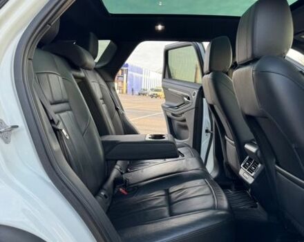 Белый Ленд Ровер Рендж Ровер Эвок, объемом двигателя 2 л и пробегом 99 тыс. км за 27999 $, фото 31 на Automoto.ua