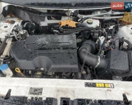 Білий Ленд Ровер Рендж Ровер Евок, об'ємом двигуна 2 л та пробігом 160 тис. км за 10750 $, фото 12 на Automoto.ua