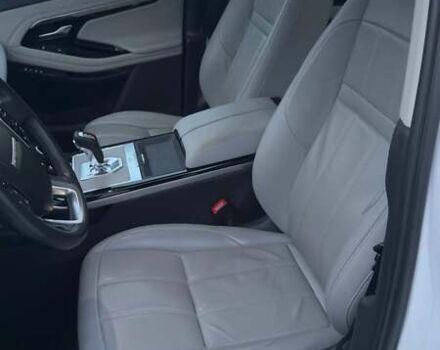 Белый Ленд Ровер Рендж Ровер Эвок, объемом двигателя 2 л и пробегом 58 тыс. км за 29999 $, фото 17 на Automoto.ua