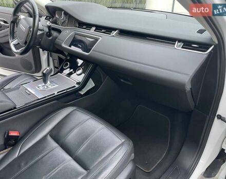 Белый Ленд Ровер Рендж Ровер Эвок, объемом двигателя 2 л и пробегом 57 тыс. км за 38000 $, фото 14 на Automoto.ua