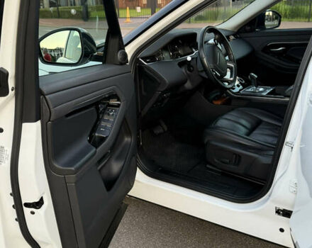 Белый Ленд Ровер Рендж Ровер Эвок, объемом двигателя 2 л и пробегом 98 тыс. км за 34700 $, фото 12 на Automoto.ua